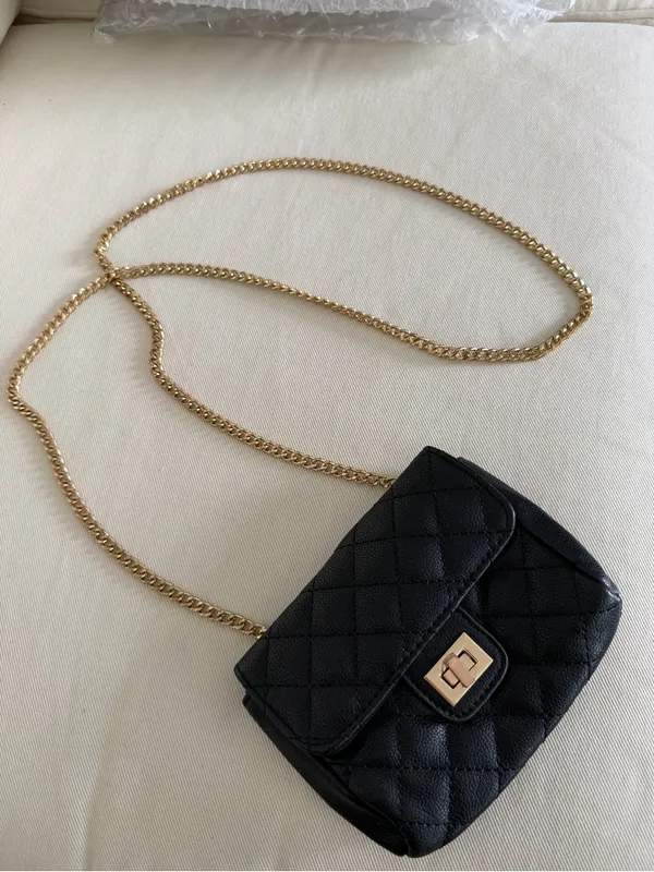 Black Quilted Chain-Shoulder Crossbody Bag - Image 7