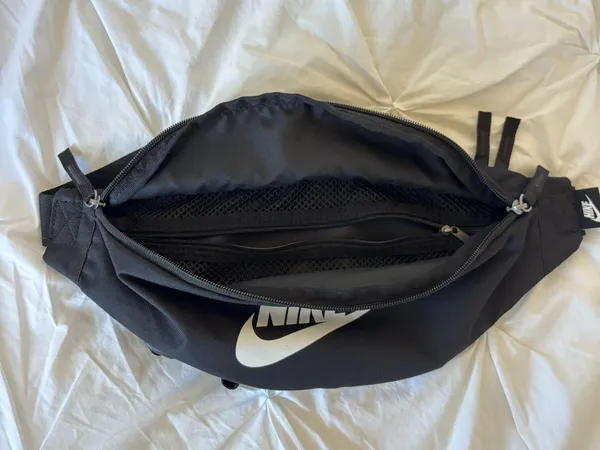 Nike Heritage Fanny Pack - Image 3