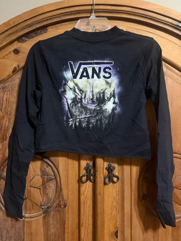 Vans Black  long sleeve crop top - Image 2