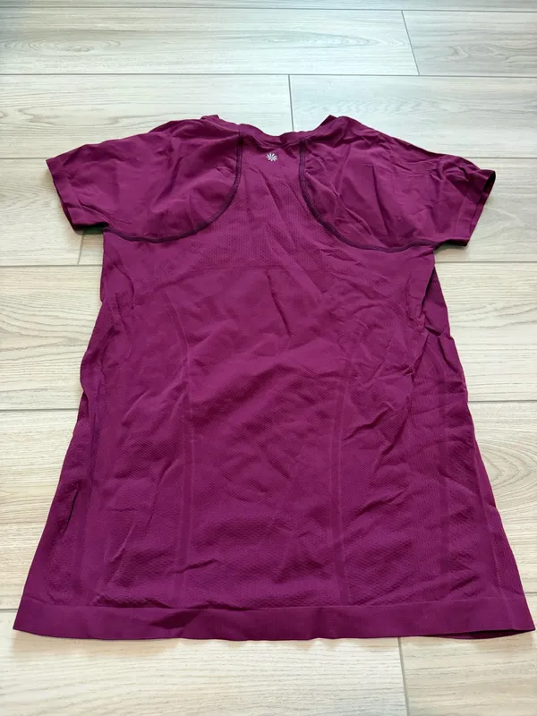 Athleta Momentum Seamless Tee - Image 3