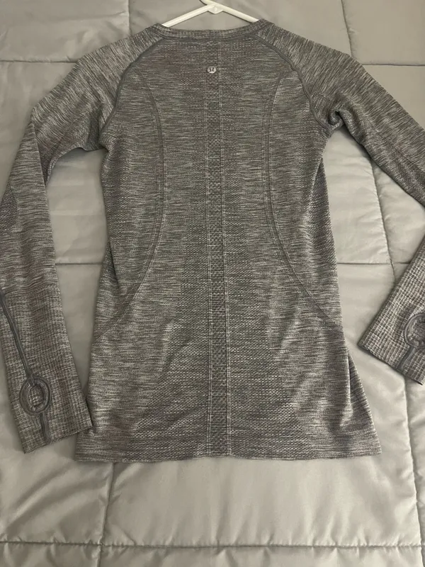 Lululemon Swiftly Tech - Image 2