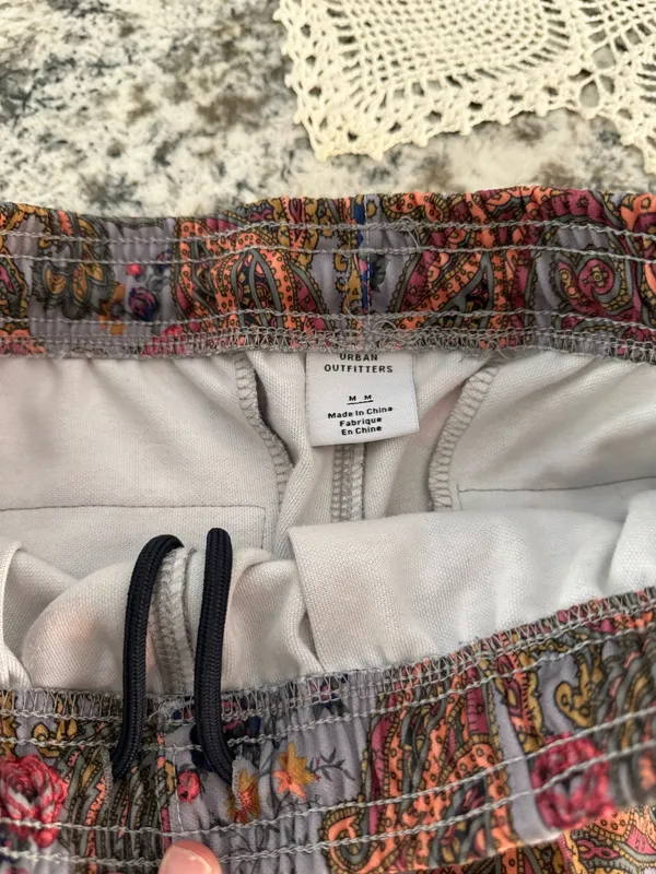 Urban Outfitters Sweatpants - Image 5