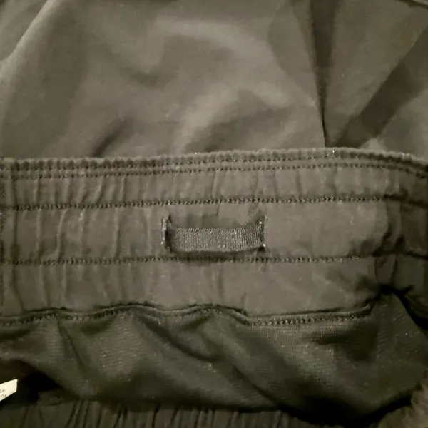 Lululemon - Hotty Hot Shorts Black Size 4 Tall - Image 6