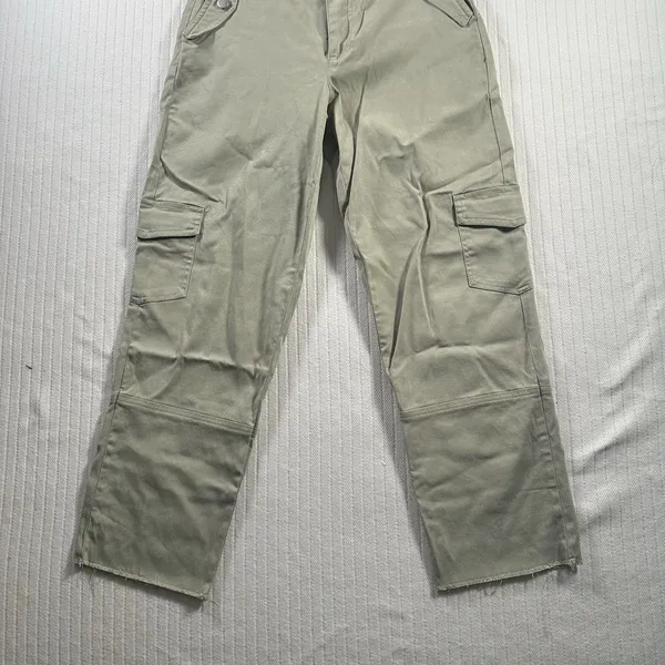 Crosby Womens Size 2 Cargo Pants Khaki Utility Straight Leg Raw Hem NWt - Image 2