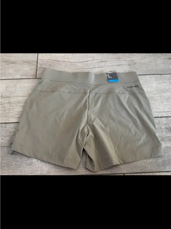 Nwt Columbia Shorts - Image 2
