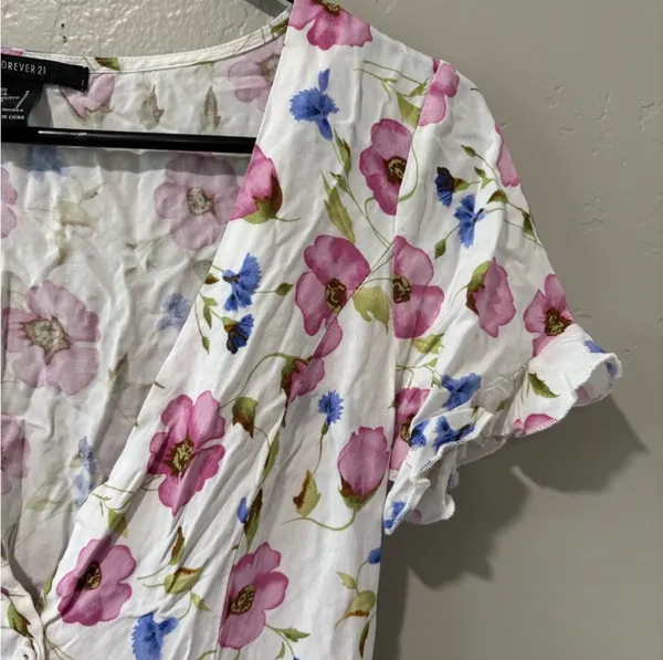 Forever 21 White Floral Short Sleeve Dress - Image 3