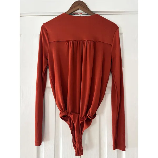Intimately‎ Free People Rust Orange Deep V Long Sleeve Draped Bodice Bodysuit L - Image 3