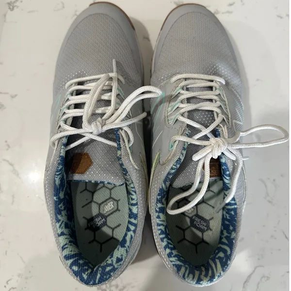 Women's New Balance Fresh Foam LinksSL v2 Spikeless Golf Shoes Size 8.5B - Image 9
