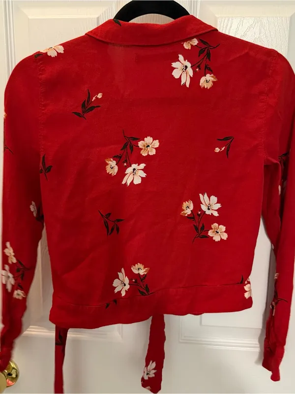 Abercrombie & Fitch Red Floral Wrap Top Size XXS - Image 7