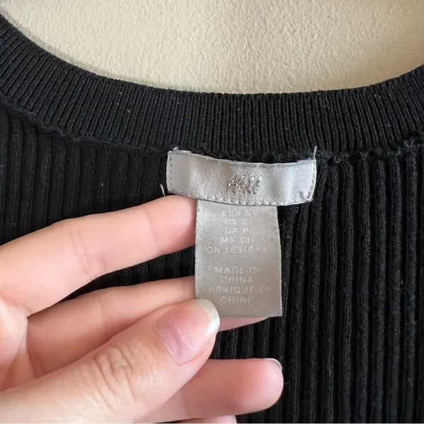 ✨ H&M Women’s Black Sweater Tank Top Small‎ - Image 5