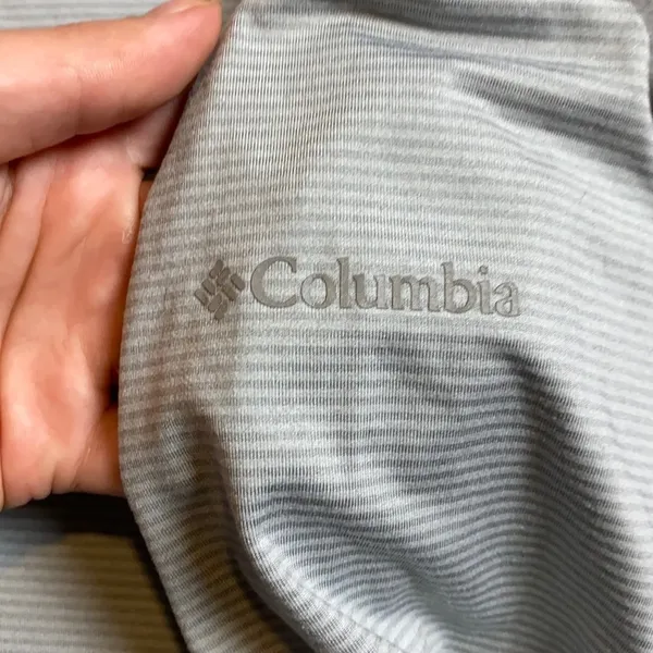 COLUMBIA GREY SUBTLE STRIPE LONG SLEEVE - Image 3