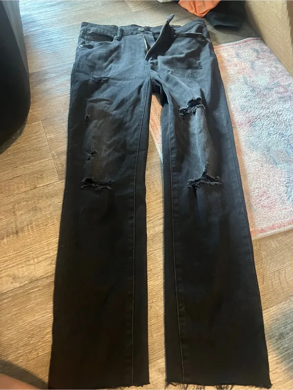 Risen Black Distressed Straight-Leg Jeans size 30 - Image 2