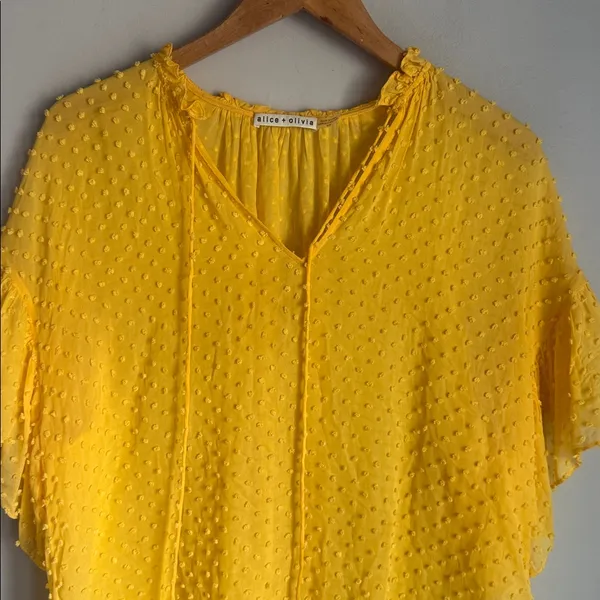 Alice + Olivia Julius flutter sleeve blouse Medium - Image 5