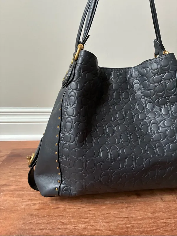 Coach Edie Shoulder Bag 31 In Signature Leather With Rivets - Image 2