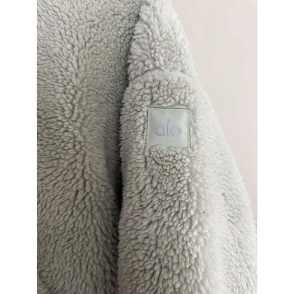 Alo Yoga Streetside Half Zip Sherpa Hoodie Pullover Light Green Women's‎ Medium - Image 7