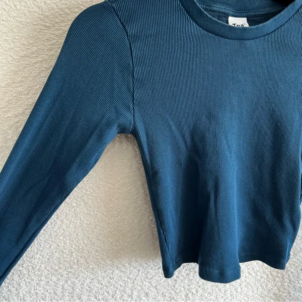 TNA Aritiza Women’s Blue Long Sleeve Ribbed Cropped Shirt Top Size Medium‎ - Image 9