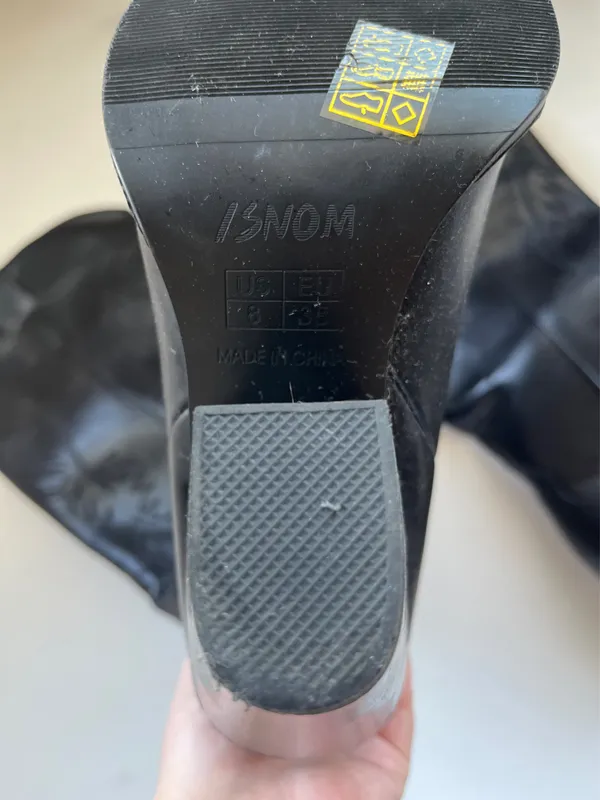 Is pm Black cowboy boots - Image 2