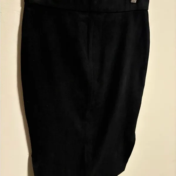 Wilfred Aritzia Vegan Suede Slit Lis Pencil Skirt Black- Size 0 - Image 6