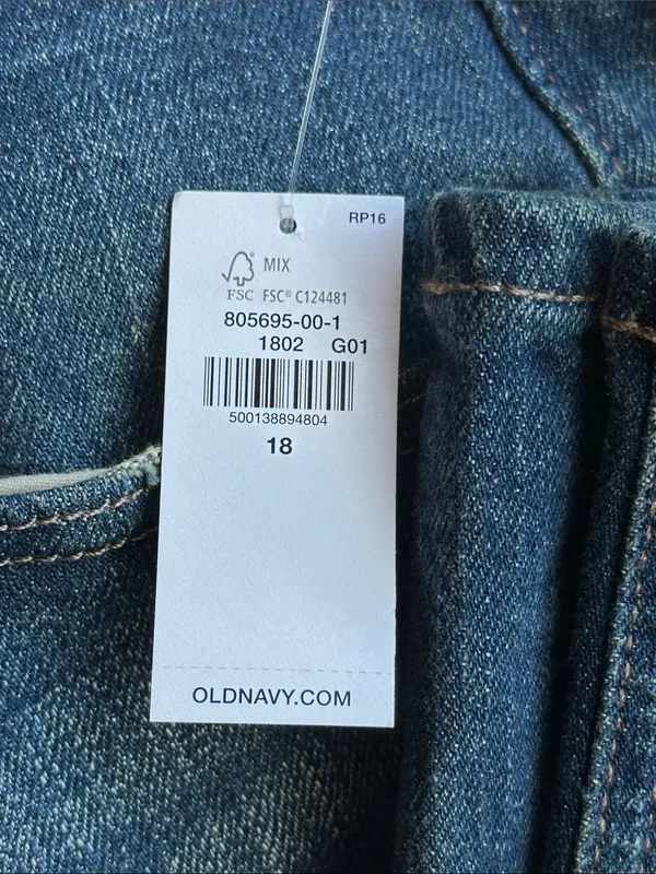 New Old Navy Extra High-Rise Straight Jeans size 18 - Image 3