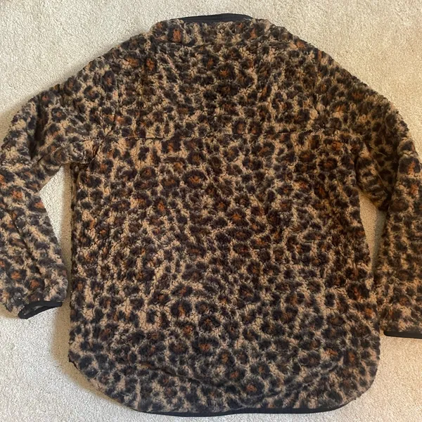 Animal Print Fleece Quarter - Image 4