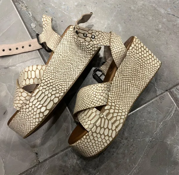 FREEBIRD by Steven Larae Sandals White Snake - Image 5