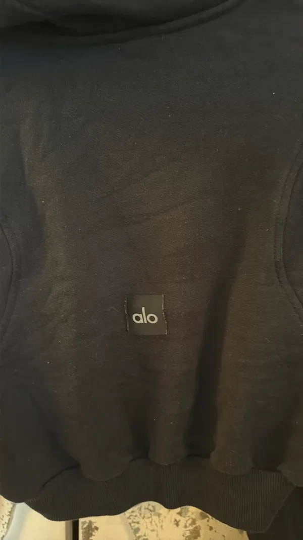 Alo Cropped Yoga Hoodie - Image 4