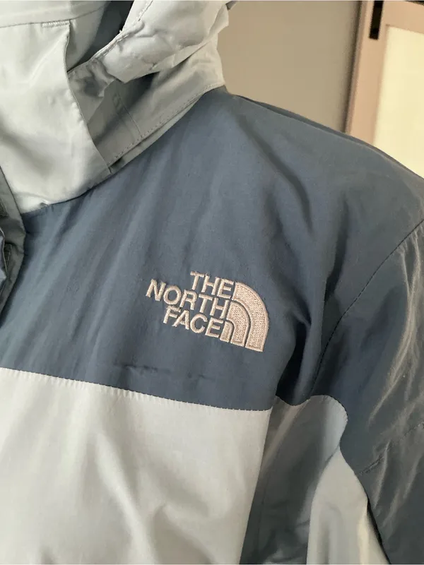 The North Face Women's Jacket ❄️☃️ - Image 4