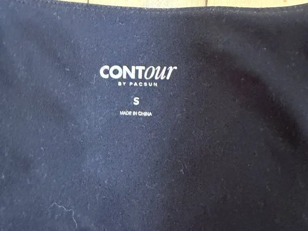 CONTOUR Square Neck Seamless Bra Top Size Small Black - Image 3