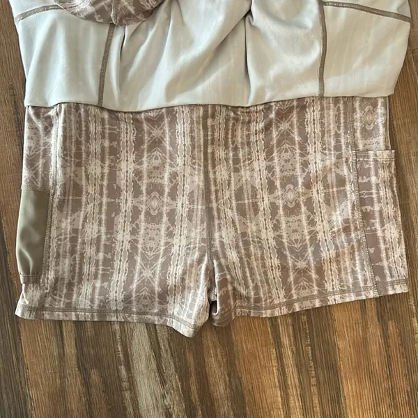 Free People FP Movement Pleats And Thank You Skirt Skort Size Large Beige White - Image 5