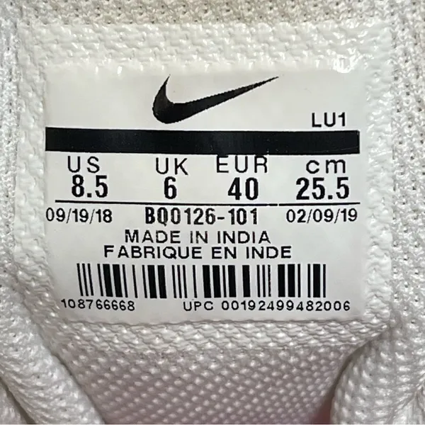 Nike Air Max Axis White / Pink Women's Running Shoes Size 8.5M - Image 4