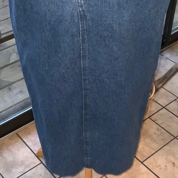 Lee jean skirt - Image 2