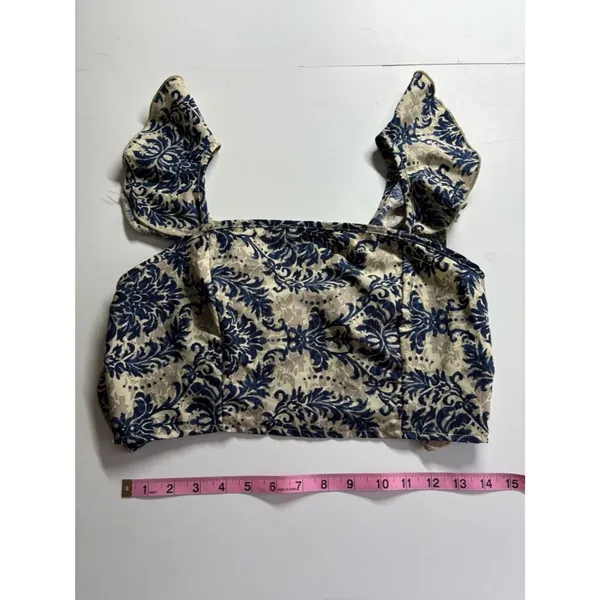 Source Unknown Floral Square Neck Crop Top in Navy and Cream - Image 3