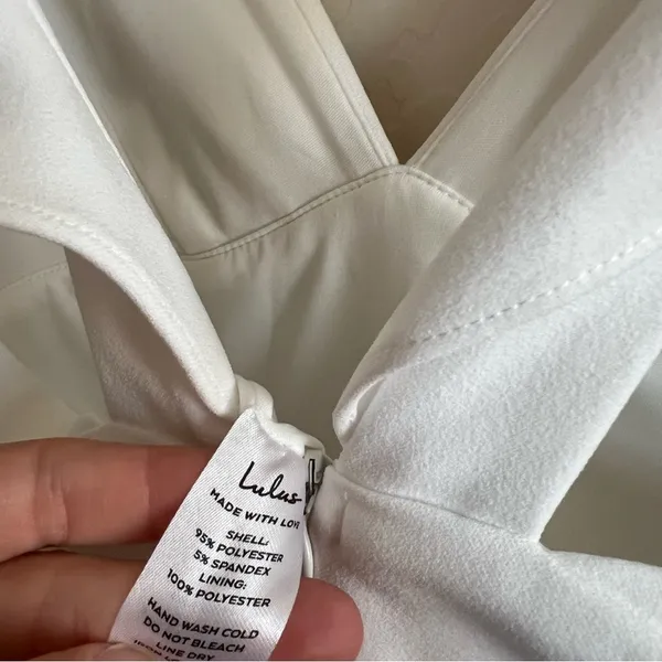 Lulu's White Plunging V Neck Flutter Sleeve Jumpsuit - Image 9