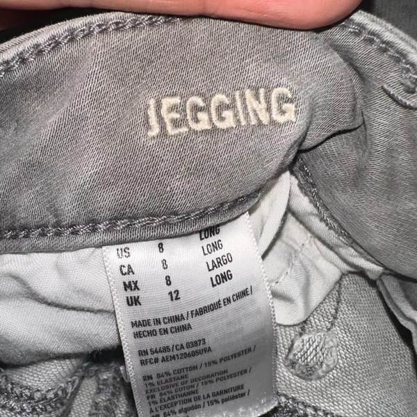 American Eagle distressed gray normcore 8 long jeggings - Image 3