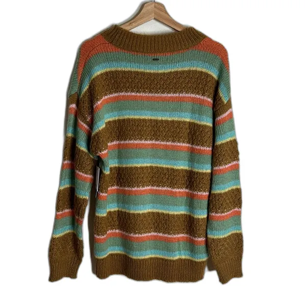 Hurley ladies pullover cozy argyle‎ crewneck sweater size medium - Image 9