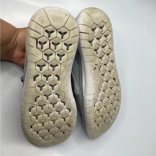 Nike Free run‎ sneakers size 8.5 - Image 6