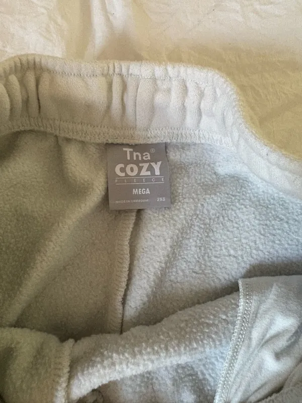 Aritzia TNA Sweatpants - Image 2