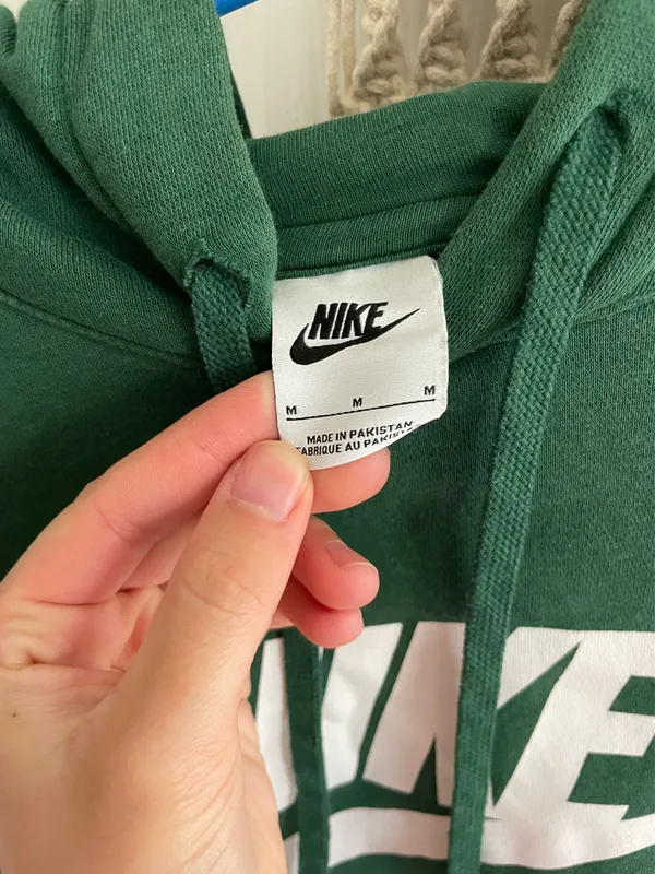 Green Nike Hoodie - Image 2