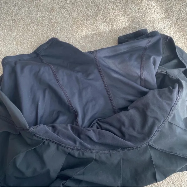 Lululemon ruffle skirt - Image 3
