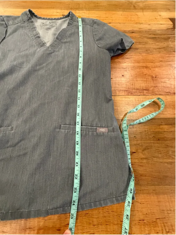 FIGS Casma Scrub Top XXS Grey Heather V-Neck Technical Collection Short Sleeve - Image 10