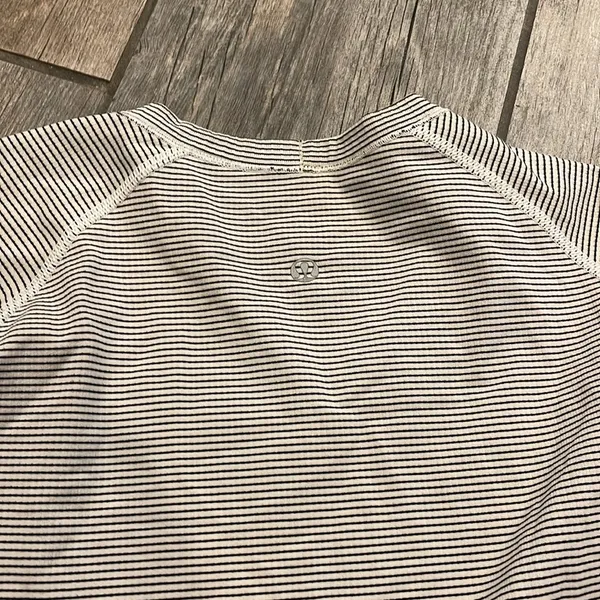 Lululemon long sleeve swiftly - Image 5