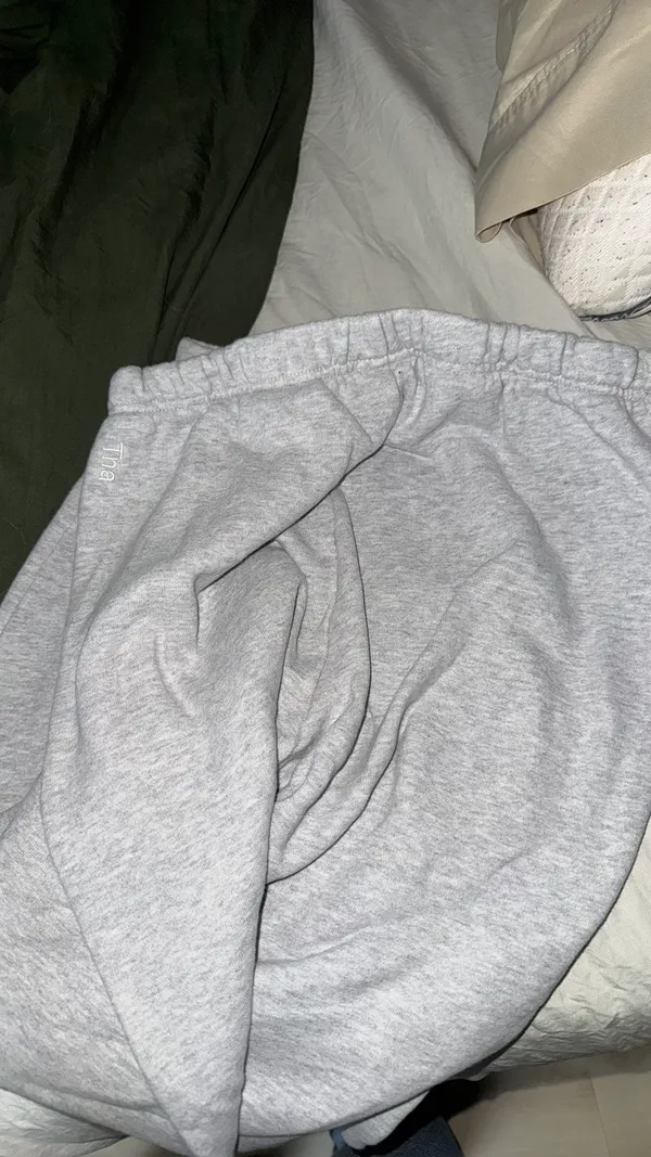 Aritzia TNA Sweatpants - Image 3