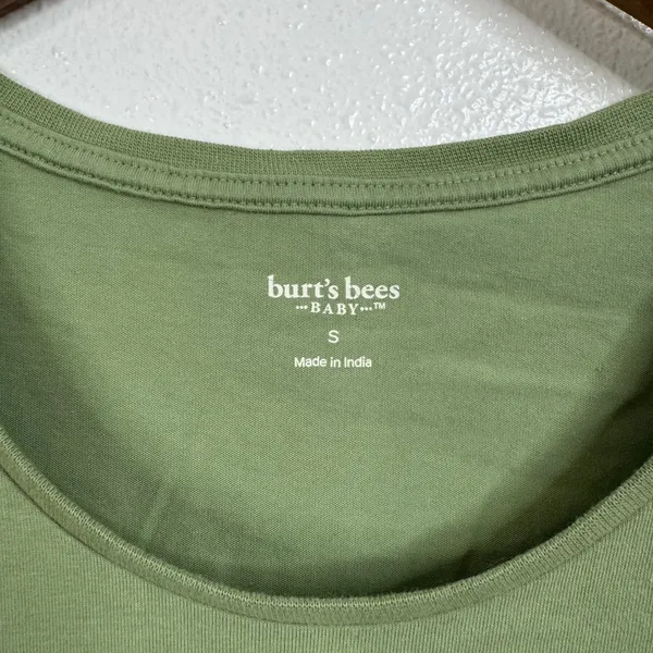 Burt's Bees Tropical Christmas‎ Pajama Set Size Small - Image 4