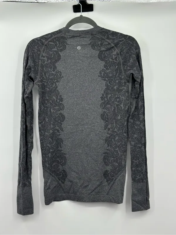 Lululemon Swiftly Tech‎ Long Sleeve Crew Heathered Black Size 6 Seamless Running - Image 4