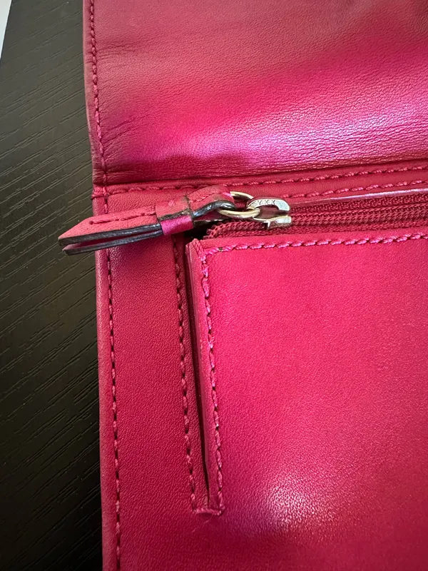 Vintage Y2K Coach Soho Pleated Trifold Wallet pink - Image 4