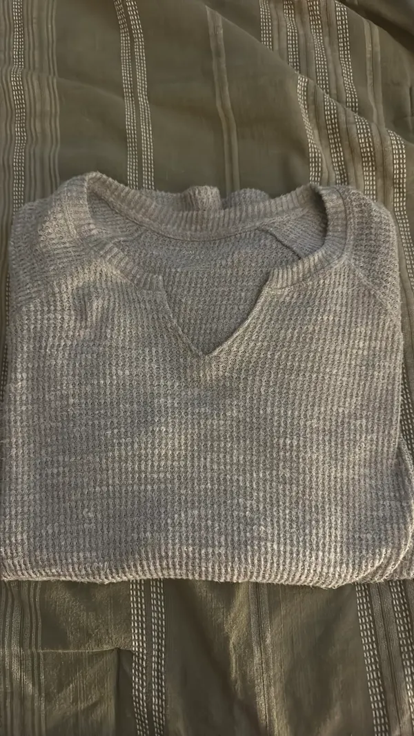 American Eagle Top - Image 4