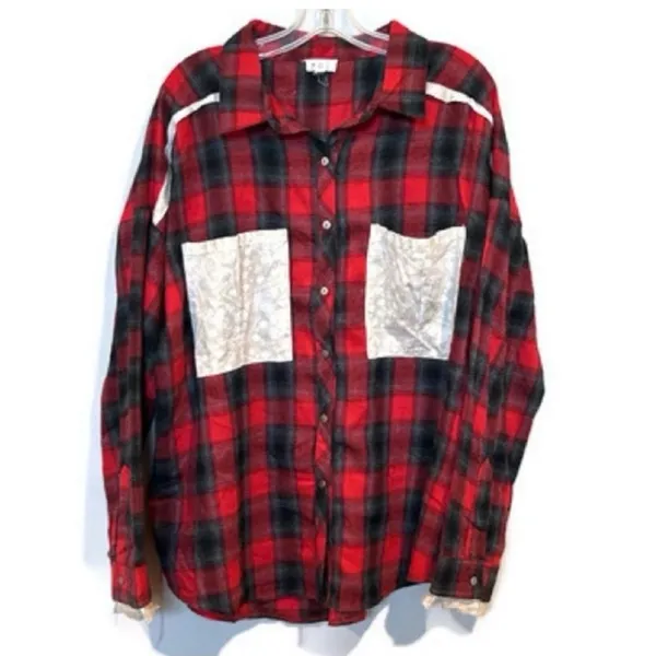 POL Button Front Lightweight Flannel Red and Black Plaid Shirt Size M - Image 6