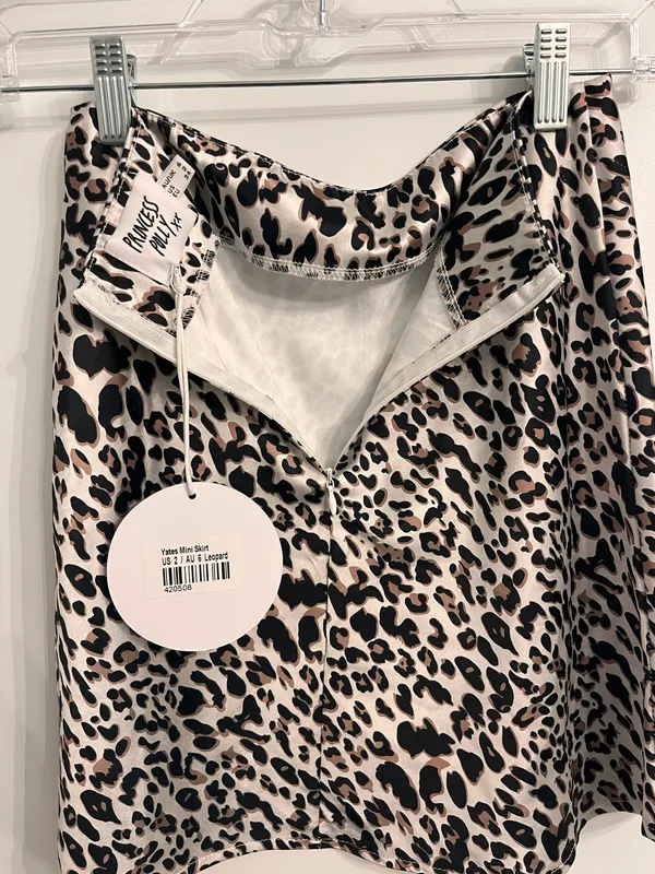 Princess Polly Leopard Mini Skirt - Image 3