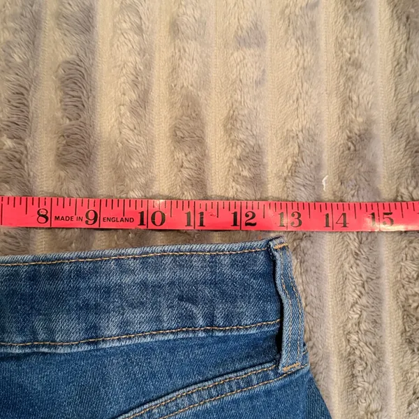 Old Navy OG Straight High-Rise Distressed Denim Shorts Size‎ 0 Cutoff Raw Hem - Image 4