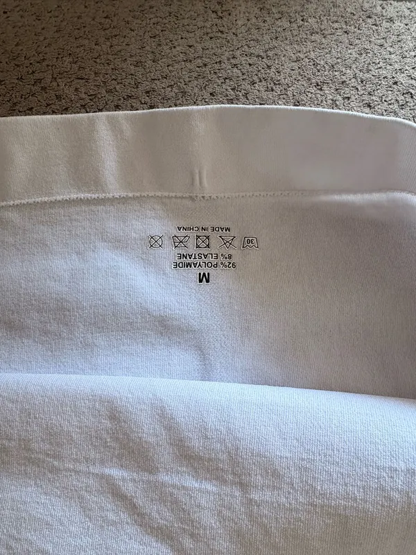 White Workout Top Size M - Image 3